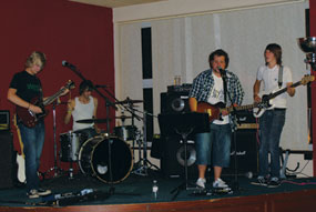 Johny's Day Out live at Mardons